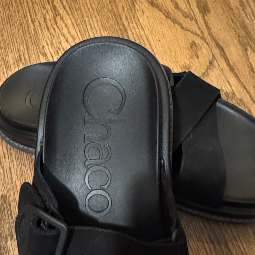 Chaco Women’s Black Sandals - Picture 2 of 2